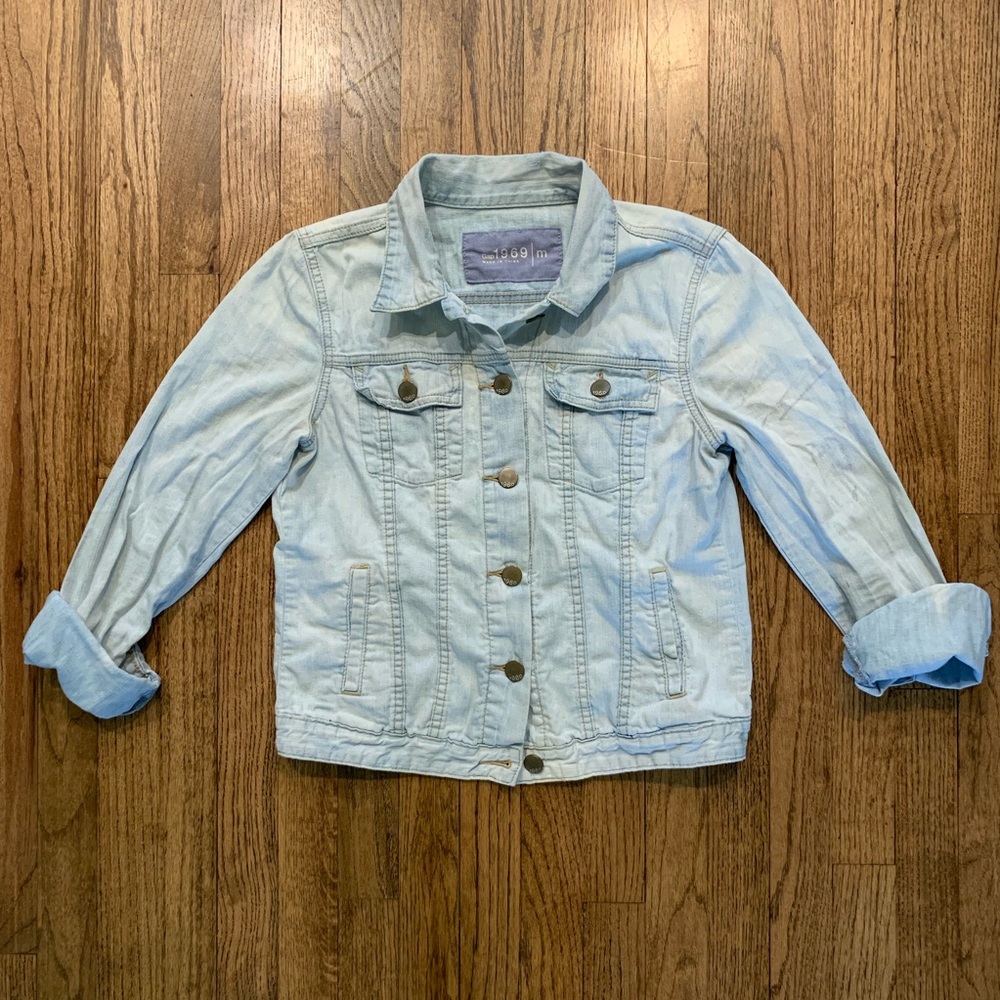 LIGHTWEIGHT GAP 1969 LIGHT WASH DENIM JACKET SZ M